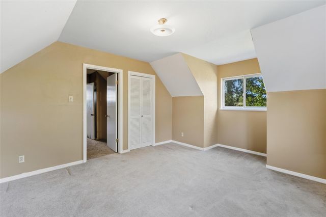 3703 Mcknight Rd, Bridge City, TX 77611