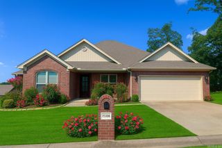 15108 Angus Court, Little Rock, AR 72210