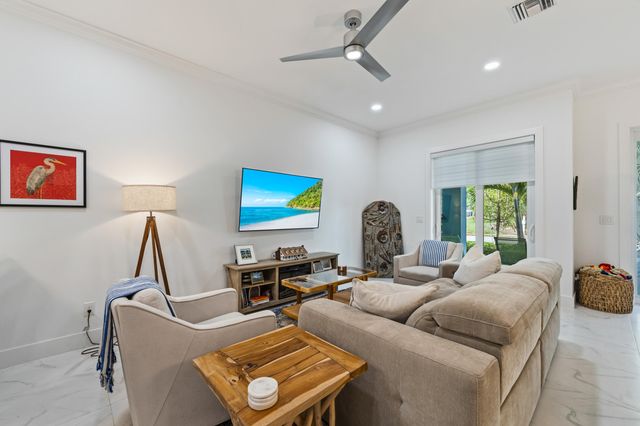 4692 SE Manatee Way, Stuart, FL 34997