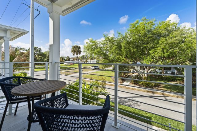 4692 SE Manatee Way, Stuart, FL 34997