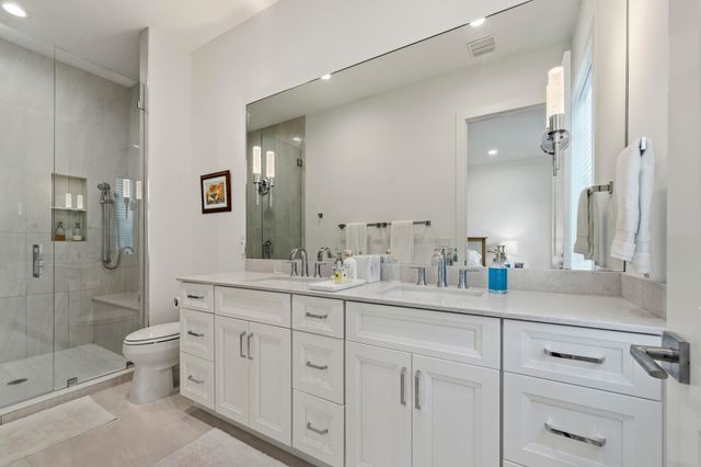 4692 SE Manatee Way, Stuart, FL 34997