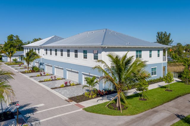 4692 SE Manatee Way, Stuart, FL 34997