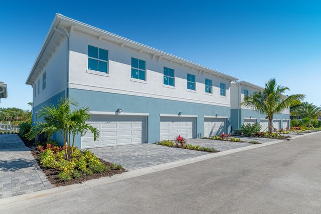 4692 SE Manatee Way, Stuart, FL 34997