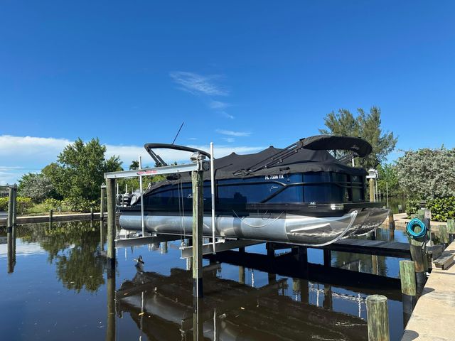 4692 SE Manatee Way, Stuart, FL 34997