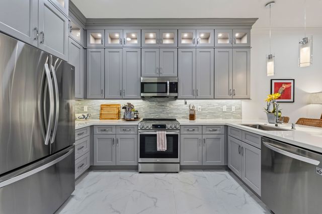 4692 SE Manatee Way, Stuart, FL 34997