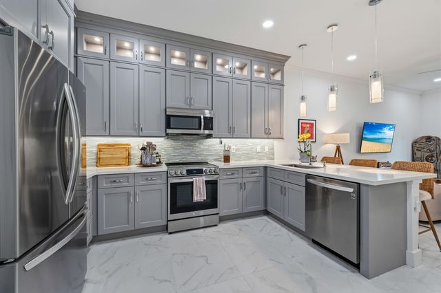 4692 SE Manatee Way, Stuart, FL 34997