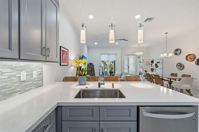 4692 SE Manatee Way, Stuart, FL 34997