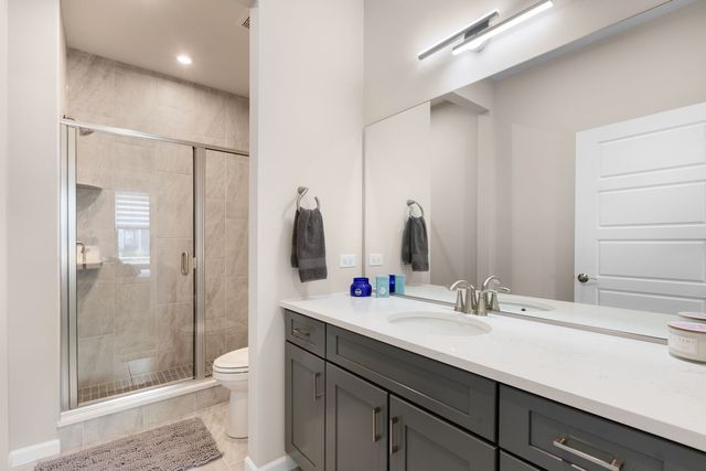 3233 Lincoln Prairie Boulevard, Aurora, IL 60503