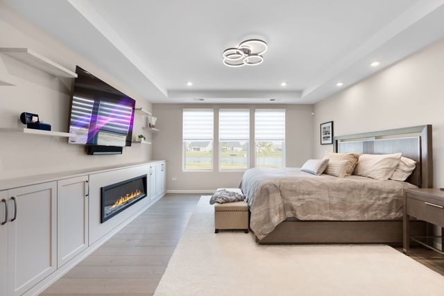 3233 Lincoln Prairie Boulevard, Aurora, IL 60503