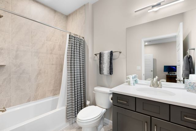 3233 Lincoln Prairie Boulevard, Aurora, IL 60503