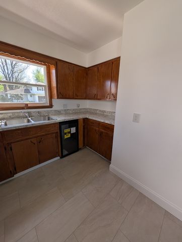 2505 23RD Avenue B Avenue, Moline, IL 61265