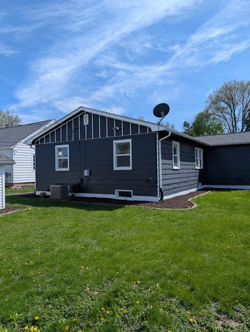 2505 23RD Avenue B Avenue, Moline, IL 61265