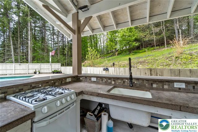 135 Haney Road, Polk Twp, PA 18058