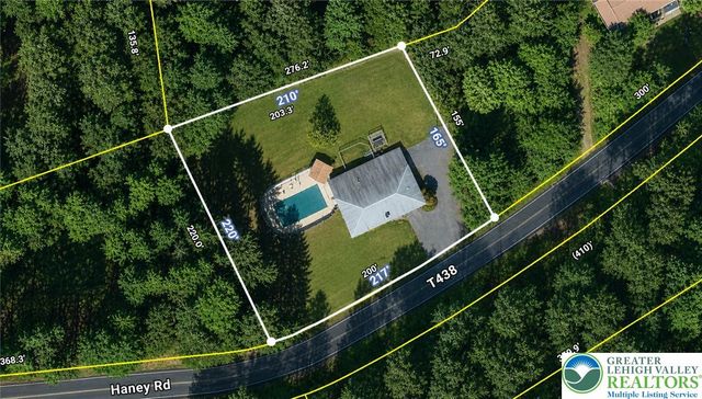 135 Haney Road, Polk Twp, PA 18058