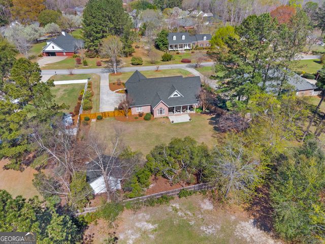 2102 Chestnut Oak Lane, Statesboro, GA 30461