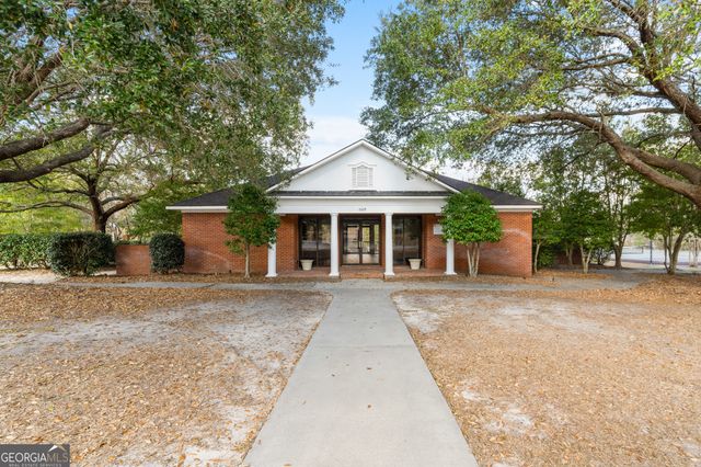 2102 Chestnut Oak Lane, Statesboro, GA 30461