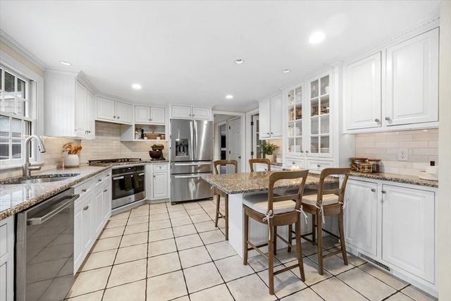 161 Cross St, Norwell, MA 02061