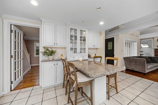161 Cross St, Norwell, MA 02061