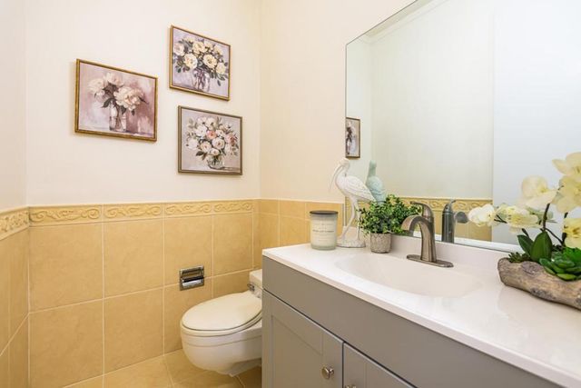 500 Fulton Street 101, Palo Alto, CA 94301