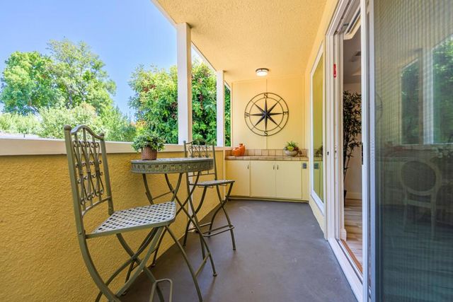 500 Fulton Street 101, Palo Alto, CA 94301