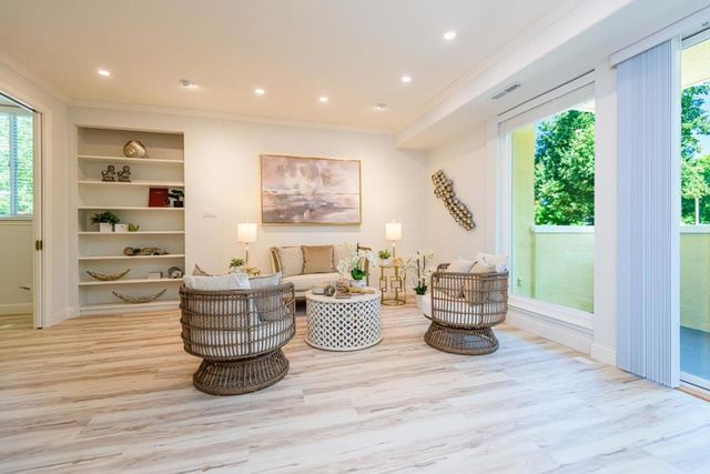 500 Fulton Street 101, Palo Alto, CA 94301