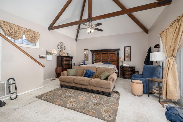 1233 Redwood Lane, Selma, CA 93662