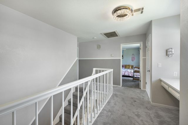 1233 Redwood Lane, Selma, CA 93662