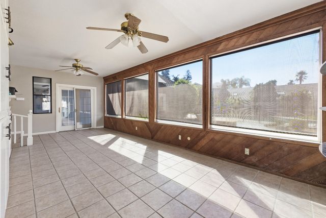 1233 Redwood Lane, Selma, CA 93662