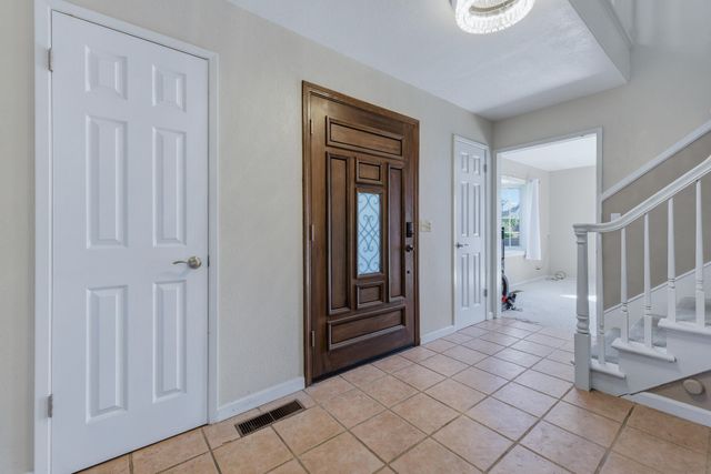 1233 Redwood Lane, Selma, CA 93662