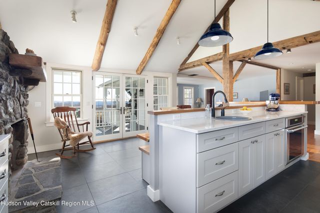 321 Tompkins Road, Ancram, NY 12502