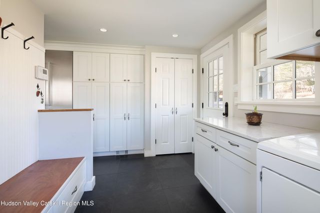 321 Tompkins Road, Ancram, NY 12502