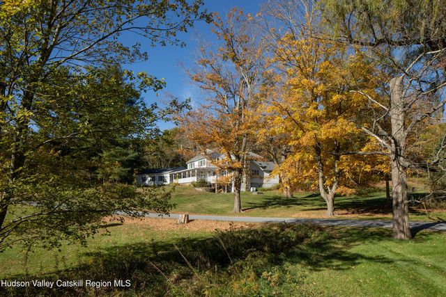 321 Tompkins Road, Ancram, NY 12502