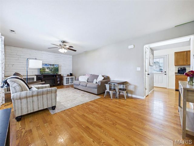 143 Catalpa Drive, Granite City, IL 62040