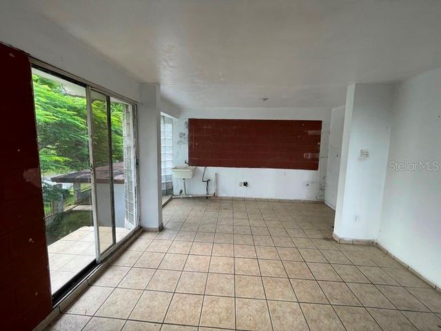 Carr 795 km 3.02 RIO CAÑAS WARD, Caguas, PR 00725