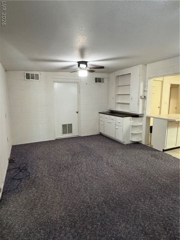 1301 Harriet Street, Las Vegas, NV 89101
