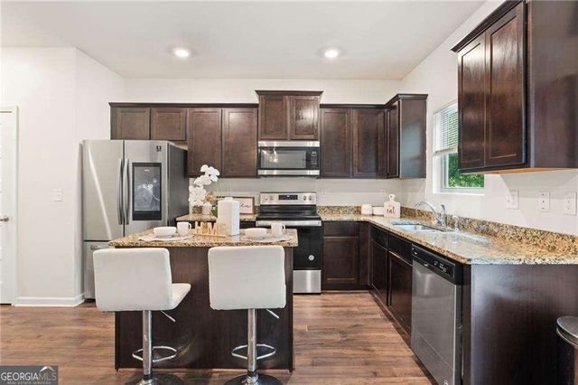 8175 Berrywood Court, Covington, GA 30014