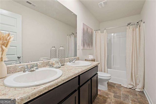 8175 Berrywood Court, Covington, GA 30014