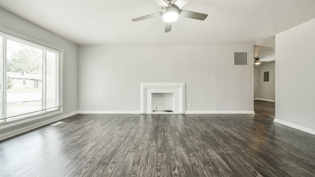 3542 Maura Lane, Indianapolis, IN 46235