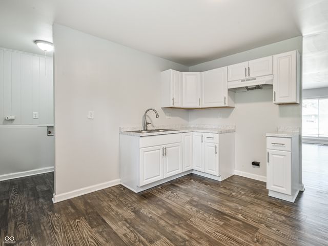 3542 Maura Lane, Indianapolis, IN 46235