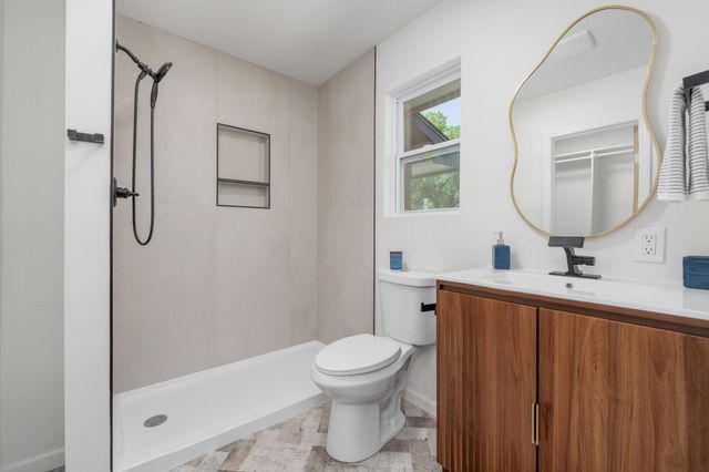 7815 W Nantucket St, Wichita, KS 67212