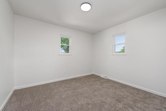 7815 W Nantucket St, Wichita, KS 67212