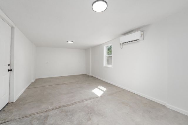 7815 W Nantucket St, Wichita, KS 67212