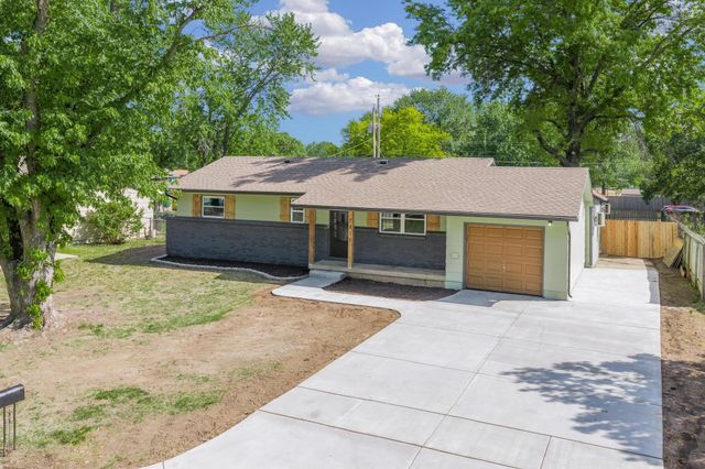 7815 W Nantucket St, Wichita, KS 67212