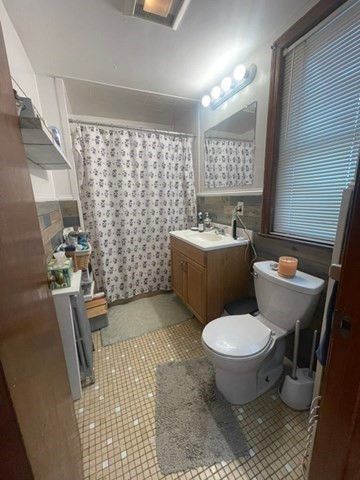 289 Webster St 1, Newton, MA 02466