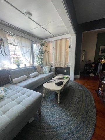 289 Webster St 1, Newton, MA 02466