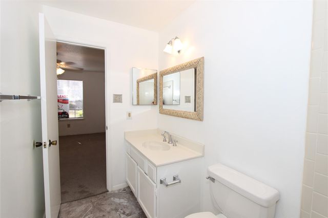 10639 Braes Bend Drive, Houston, TX 77071