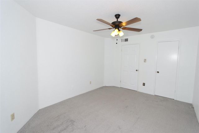 10639 Braes Bend Drive, Houston, TX 77071