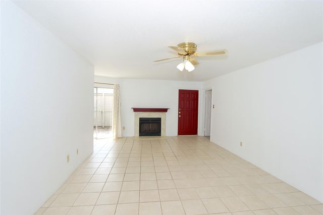 10639 Braes Bend Drive, Houston, TX 77071