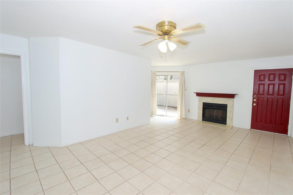 10639 Braes Bend Drive, Houston, TX 77071