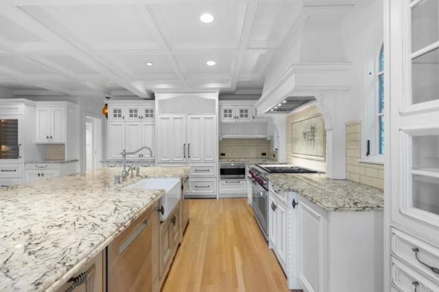 1015 Alameda Boulevard, Coronado, CA 92118